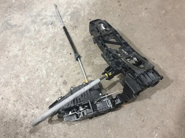 MERCEDES W222 Vänster Dörrlås A0997200101 image 2