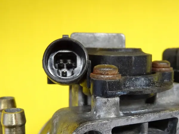 Drosselklappe Opel Vectra B 90529710 image 7