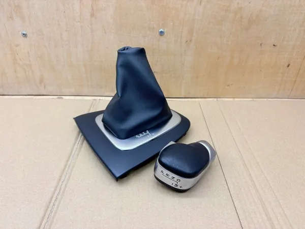 Selector de Marchas Renault Captur OEM 969358711R - Usado image 2