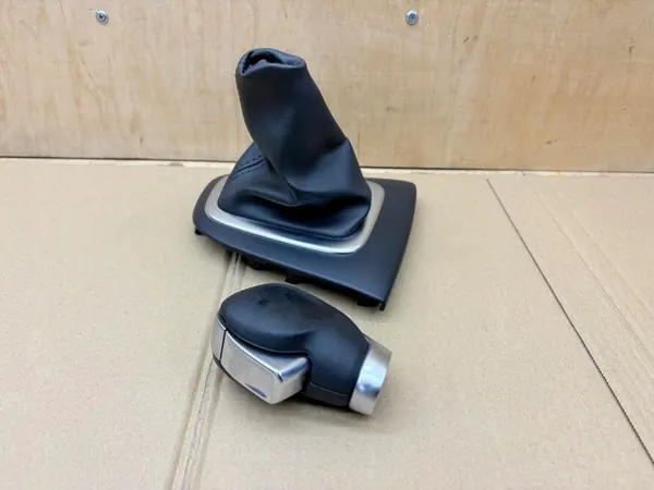 Selector de Marchas Renault Captur OEM 969358711R - Usado image 4