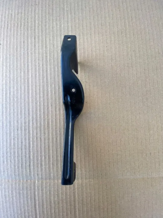 Höger kylarfäste BMW F20 F21 F30 F32 OEM 7266324 image 5