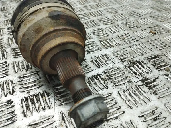 Mercedes-Benz ML W164 2010 Höger Främre Halvaxel image 6