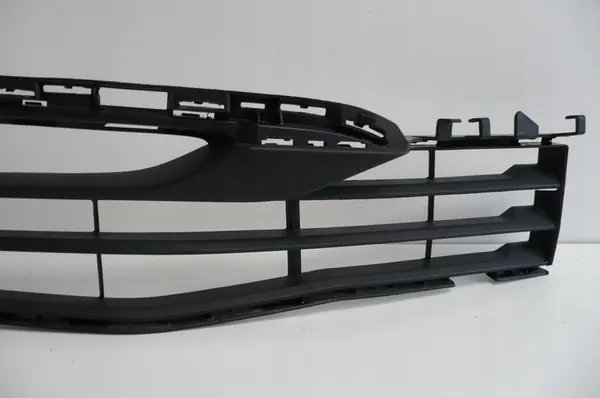 Griglia paraurti anteriore destra BMW 5 Series G30 G31 2017 OEM image 3