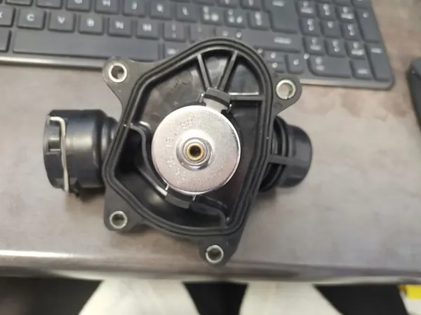 Hella Termostat, kylvätska, BMW 3 image 2