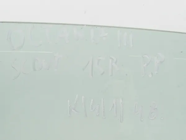 Oikea etuikkuna Skoda Octavia III 2015 image 4