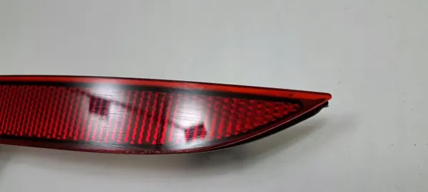 Refletor para-choques traseiro esquerdo OEM 32293628 Volvo XC60 image 3