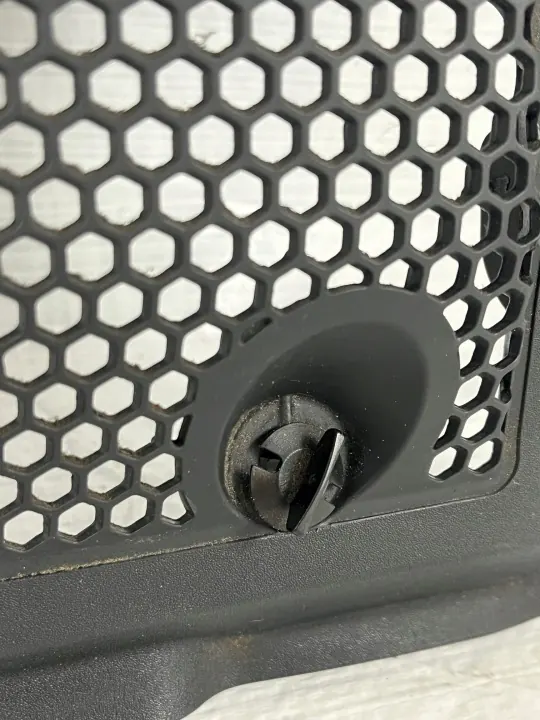 OEM A2138300200 Rechte Windschutzscheibenabdeckung Mercedes image 6