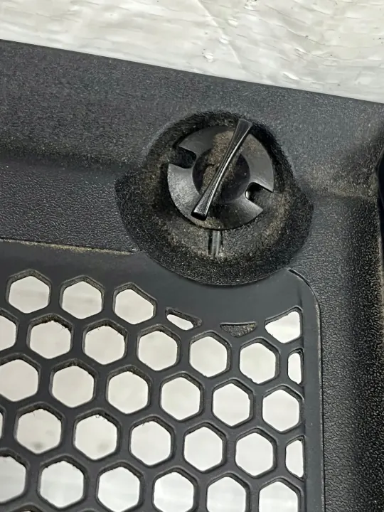 OEM A2138300200 Rechte Windschutzscheibenabdeckung Mercedes image 7