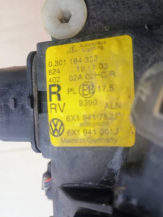 VW NEW BEETLE Oikea Ajovalo Täydellinen EU 1C0941030J image 4