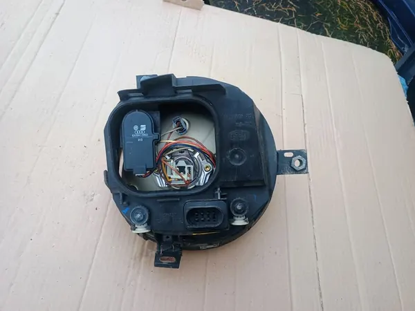 VW NEW BEETLE Oikea Ajovalo Täydellinen EU 1C0941030J image 5