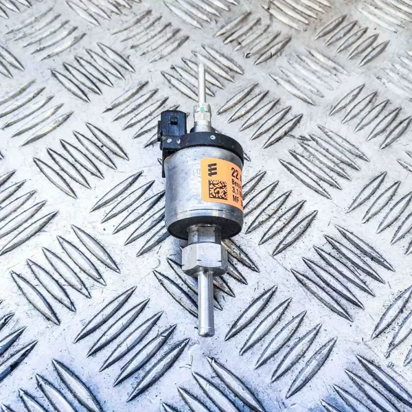 Bränslepump OEM 0482800062 för Toyota RAV4 IV A4 image 2