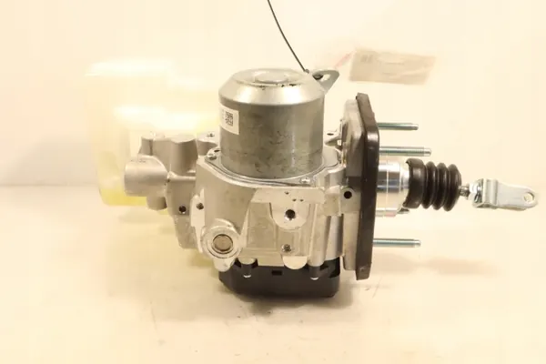 Bomba de freio Toyota BZ4X 218cv OEM 47210-42630 image 5