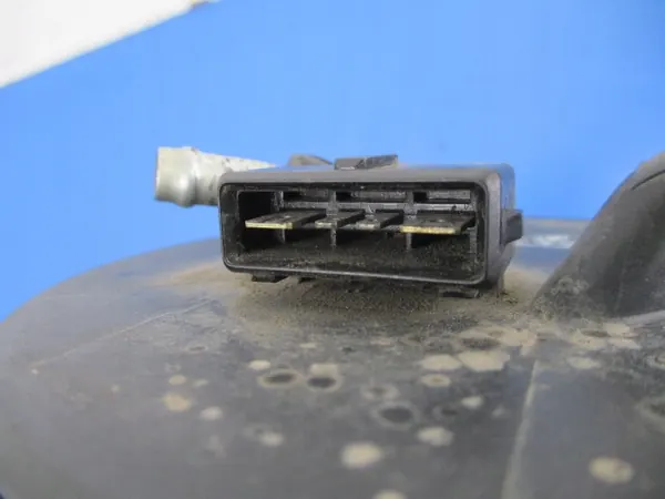 SEAT CORDOBA I 1.6 Brandstofpomp met drijver image 4