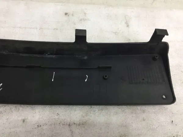 Mercedes-Benz CLK Kentekenhouder OEM A2098850081 image 8