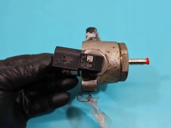 Polttoainepumppu Audi Q5 08- 2.0 TFSI 280213172844 06L127025H image 7