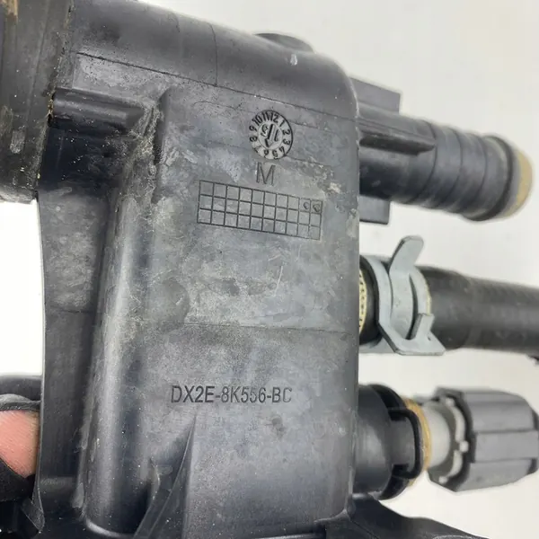 Salida de Agua Ford Land Rover Jaguar 2.0 image 3