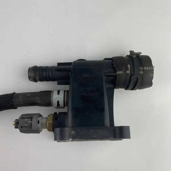 Salida de Agua Ford Land Rover Jaguar 2.0 image 5