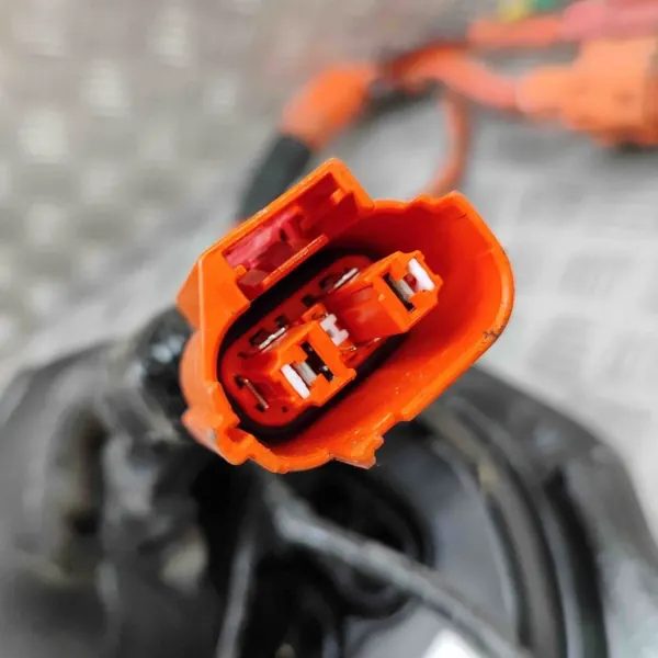 Câble de charge batterie Mazda MX-30 OEM DN4J67V60 image 5