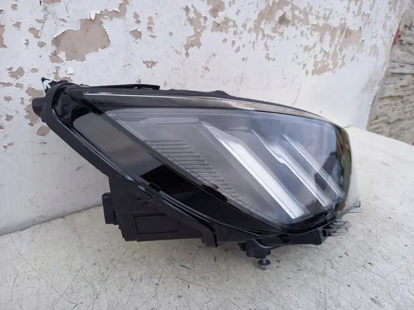 Oikea etuvalaisin Peugeot 208 II Full Led image 2