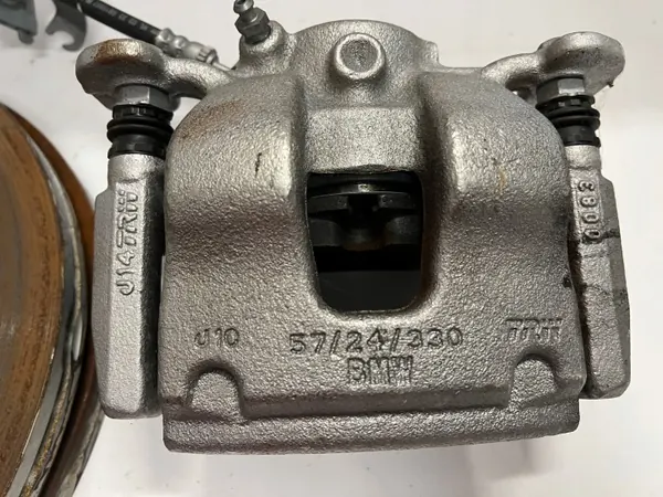 OEM 6891080 Framhjulsbromsskivor & -belägg Mini F60 BMW F48 image 10