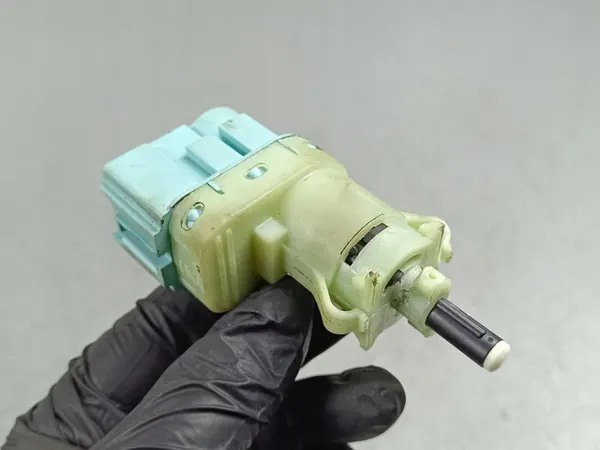 Capteur de pédale de frein Ford Escape IV 2022 GJ3T9G854BA image 2