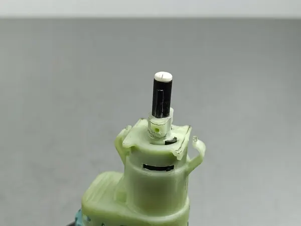 Capteur de pédale de frein Ford Escape IV 2022 GJ3T9G854BA image 4