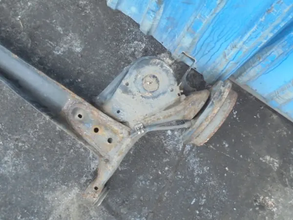 Viga suspensión trasera SKODA CITIGO OEM AK-12-724500 image 3