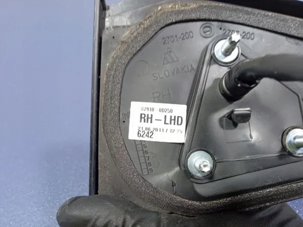 Toyota Yaris II oikea peili OEM 87910-0D250 3-piikki image 7