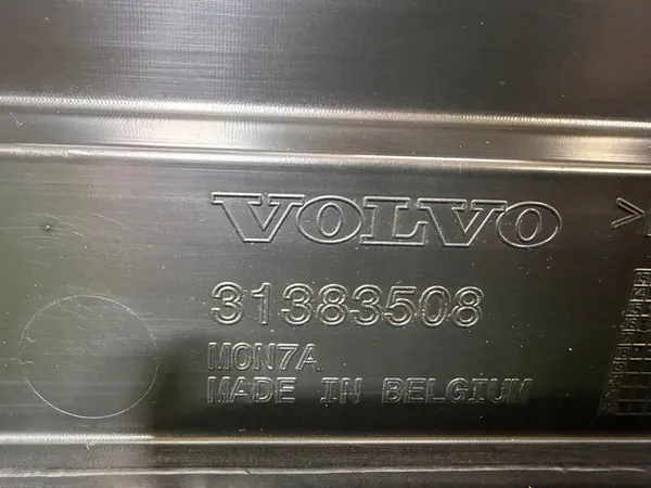 Framstötfångardekor Volvo XC90 II OEM image 3