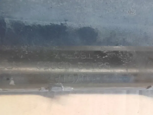 TOYOTA YARIS III Bakspoiler 524530D050 image 3