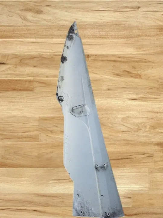 DAF XF 106 kattospoileri vasen OEM 1875235 image 4