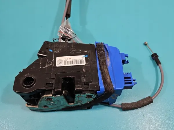 Höger Framslå 81320-F2010 Hyundai Elantra VI 15-20 image 3