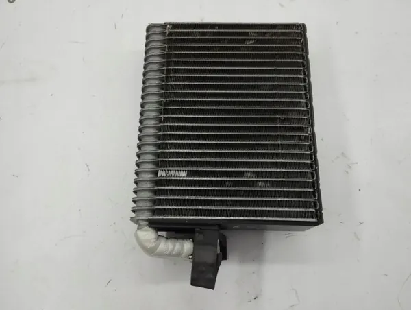 Maserati Quattroporte 2010 A/C lämmitysydin OEM AMD166922 image 2