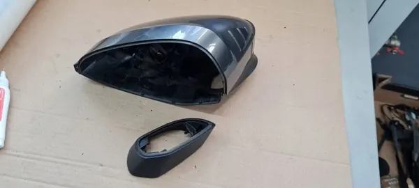 Audi A4/S4 B9 linker spiegelhuis OEM 8W0857527 image 2