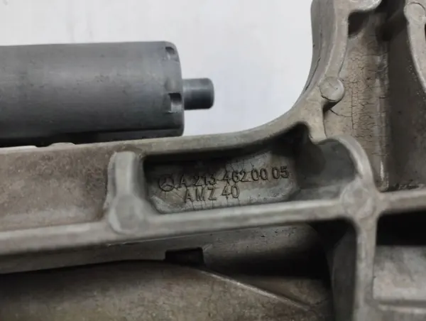 Arbre de colonne de direction Mercedes-Benz OEM A205460032 image 6