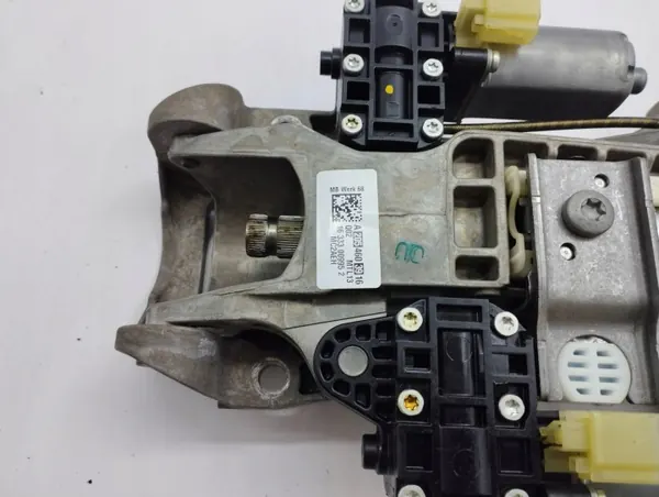Arbre de colonne de direction Mercedes-Benz OEM A205460032 image 8