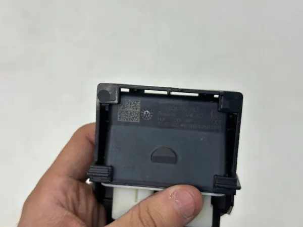 Módulo de control de portón Audi Q5 SQ5 2024 OEM 80A962243 image 4