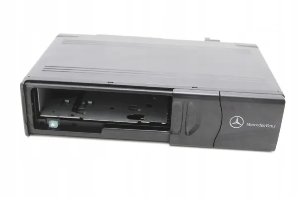 Mercedes CD-vaihtaja OEM A2038209089 SL R230:lle image 4