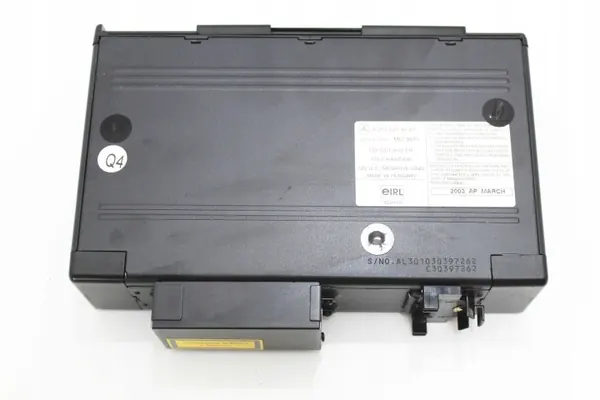 Mercedes CD-vaihtaja OEM A2038209089 SL R230:lle image 8
