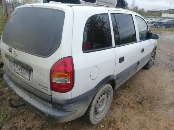 Colector de escape OEM 90500926 Opel Zafira 2.0L image 7