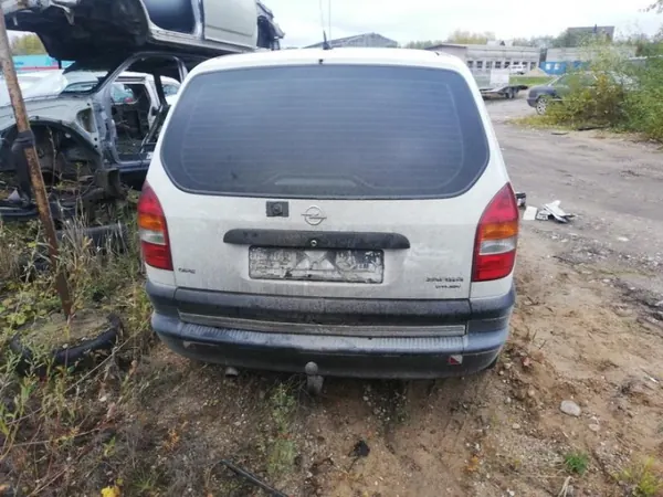 Colector de escape OEM 90500926 Opel Zafira 2.0L image 8