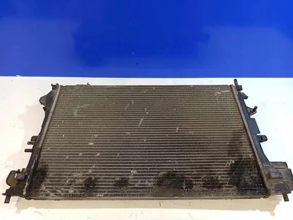 Radiador de agua Saab 9-3 2009 image 3