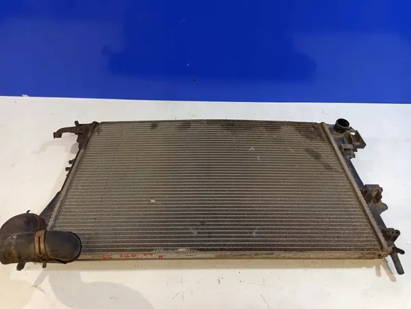 Radiador de agua Saab 9-3 2009 image 4
