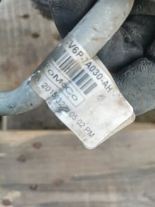 Tuyau de refroidissement d'huile Ford Kuga Escape 2013- USA image 3