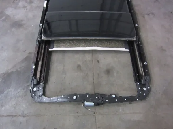 BMW X5 F15 Panorama-lasikatto OEM 7316353 image 4