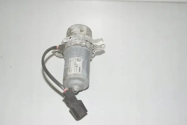 Tyhjiöpumppu OEM 33346857405 BMW i3 125kw 2019 image 2