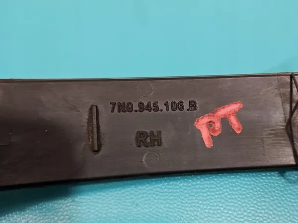 Takavalaisin oikea VW Sharan II 10- 7N0945106B image 5