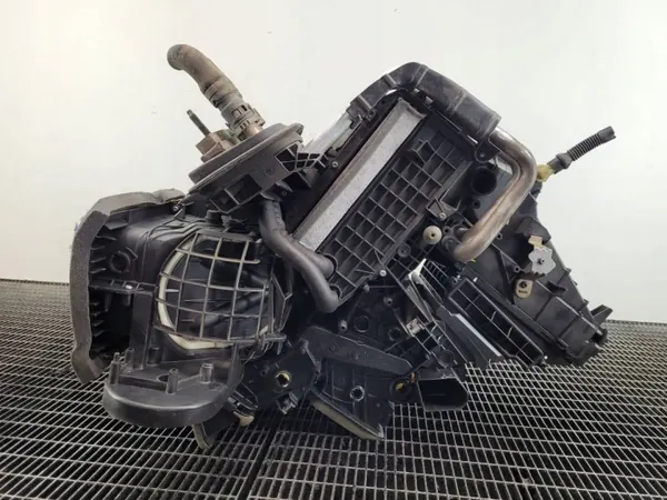 Lämmityspuhallin OEM DV61-19B555-AG Ford Transitille image 4