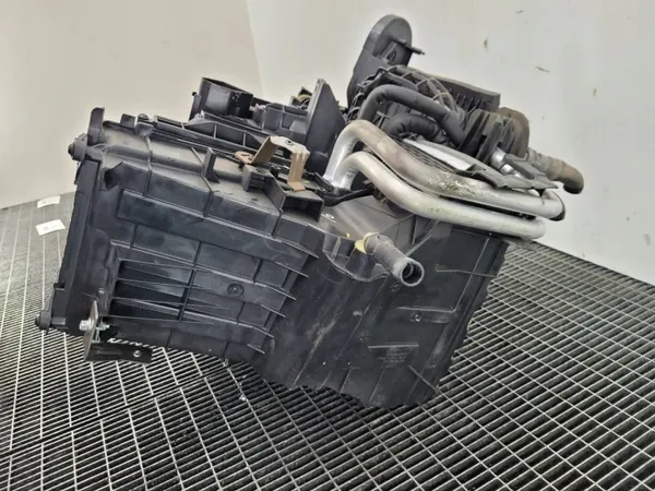 Lämmityspuhallin OEM DV61-19B555-AG Ford Transitille image 8