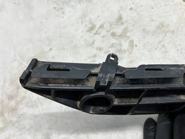 Deslizamento de suporte de para-choque dianteiro Toyota Avensis T27 08-15 OEM 52535-05040 image 4